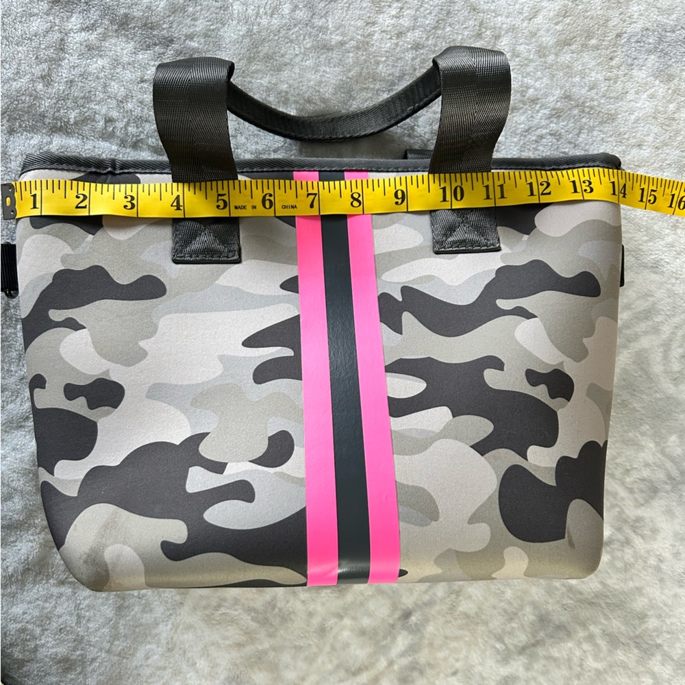 Haute Shore Ryan Cairo Mini Tote - Picture 10 of 11